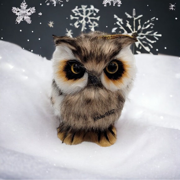 Pier 1 Other - Christmas Woodland Faux Fur Owl Ornaments Tree
